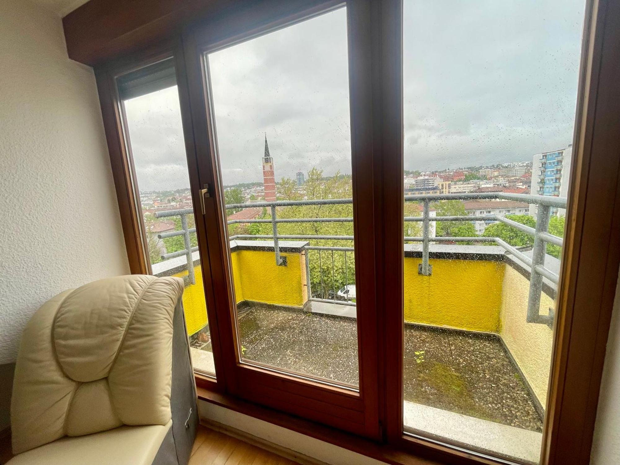Wunderschoenes Grosses 3 Zimmer Apartament Zentrum Goldstadt Familienfreundlich Mit Garage Pforzheim Luaran gambar