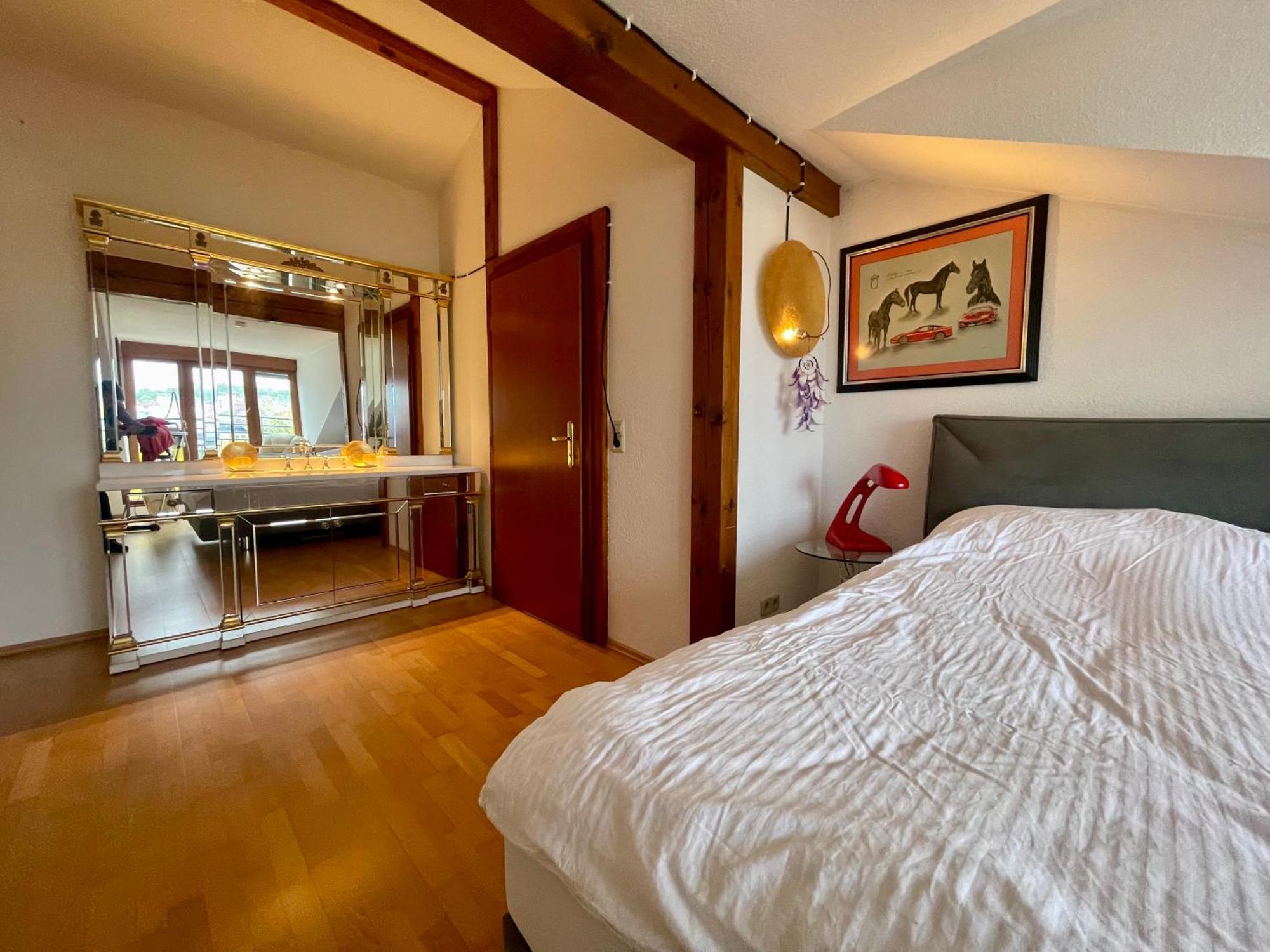 Wunderschoenes Grosses 3 Zimmer Apartament Zentrum Goldstadt Familienfreundlich Mit Garage Pforzheim Luaran gambar