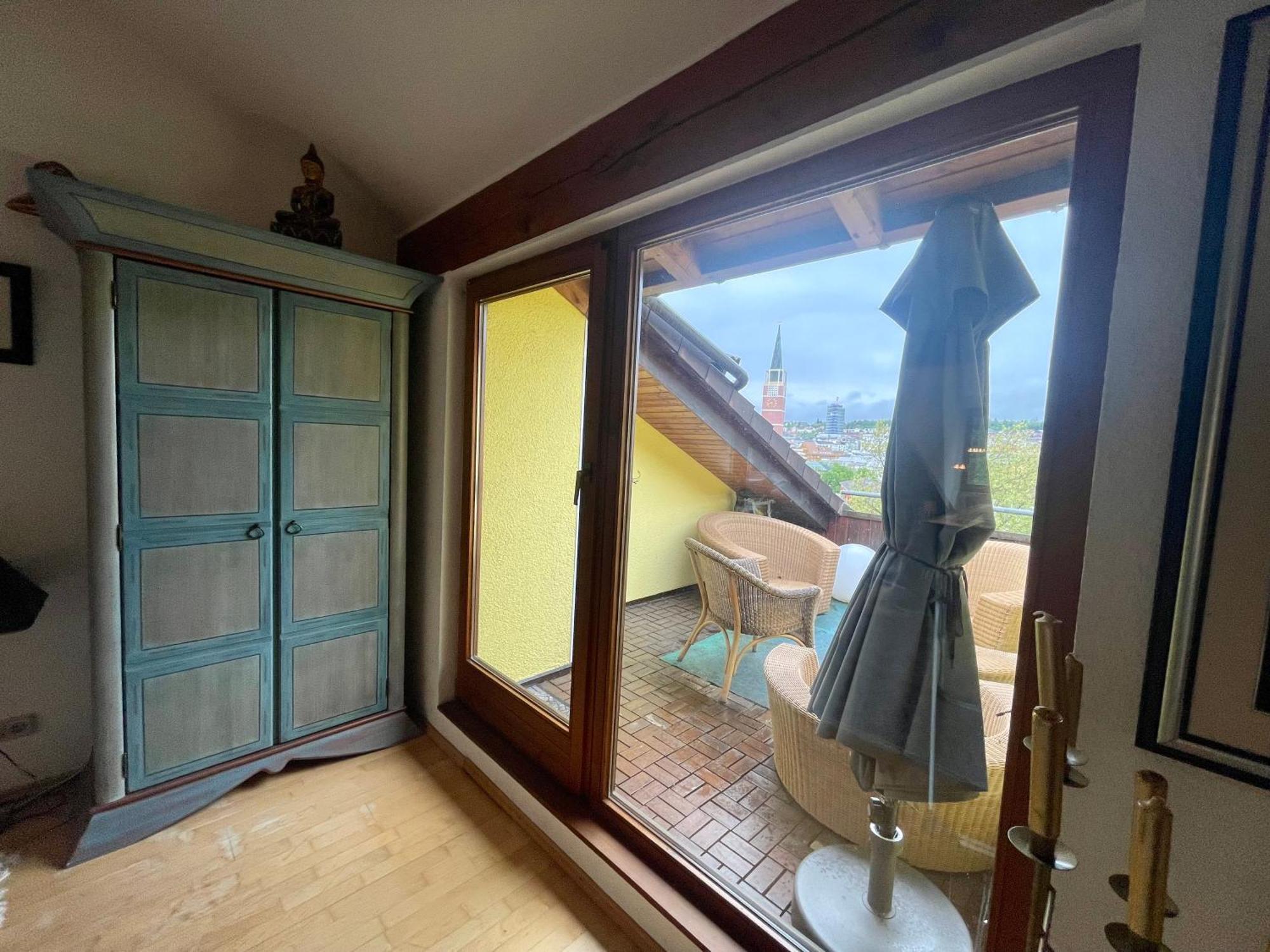 Wunderschoenes Grosses 3 Zimmer Apartament Zentrum Goldstadt Familienfreundlich Mit Garage Pforzheim Luaran gambar