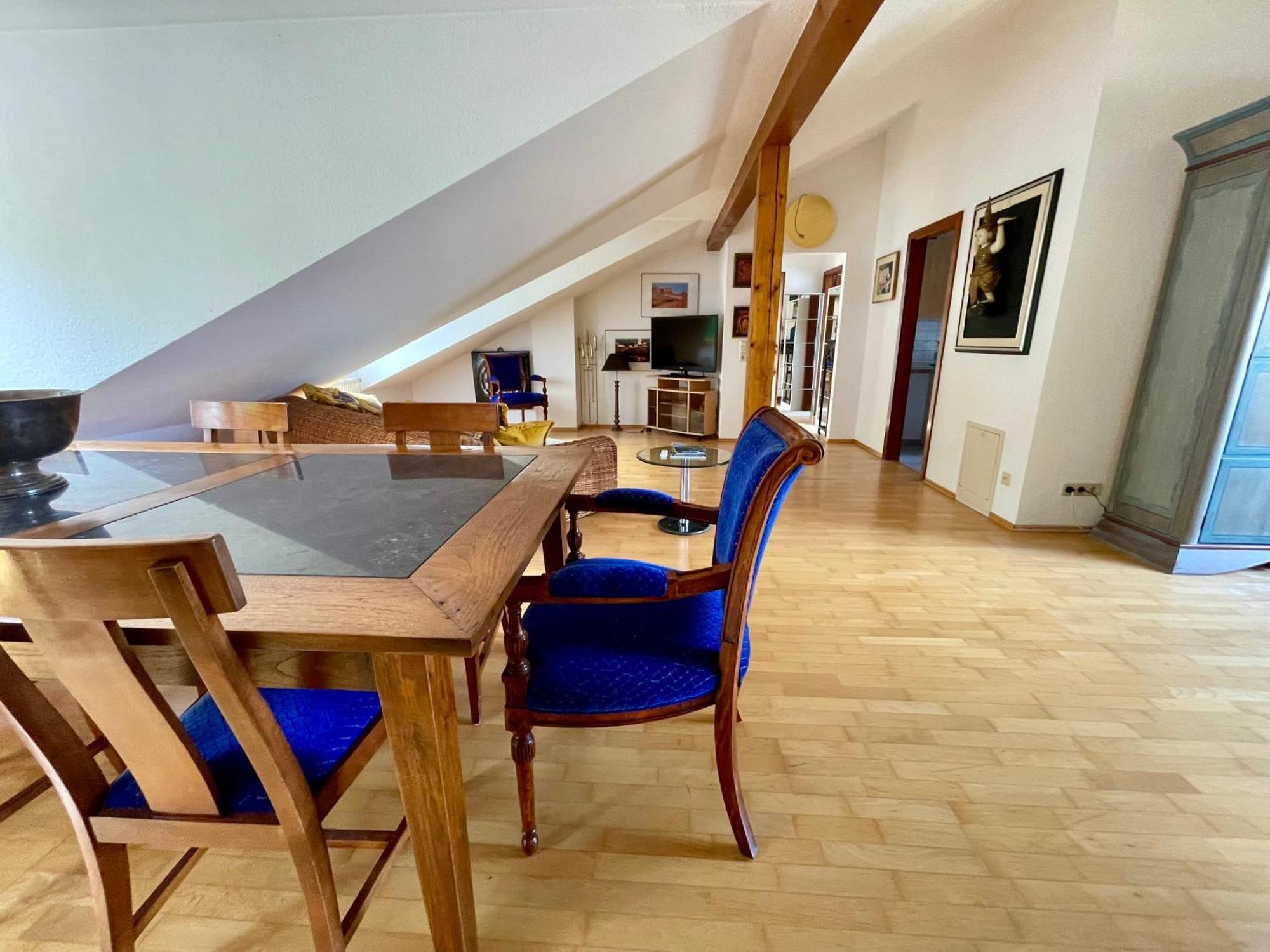 Wunderschoenes Grosses 3 Zimmer Apartament Zentrum Goldstadt Familienfreundlich Mit Garage Pforzheim Luaran gambar
