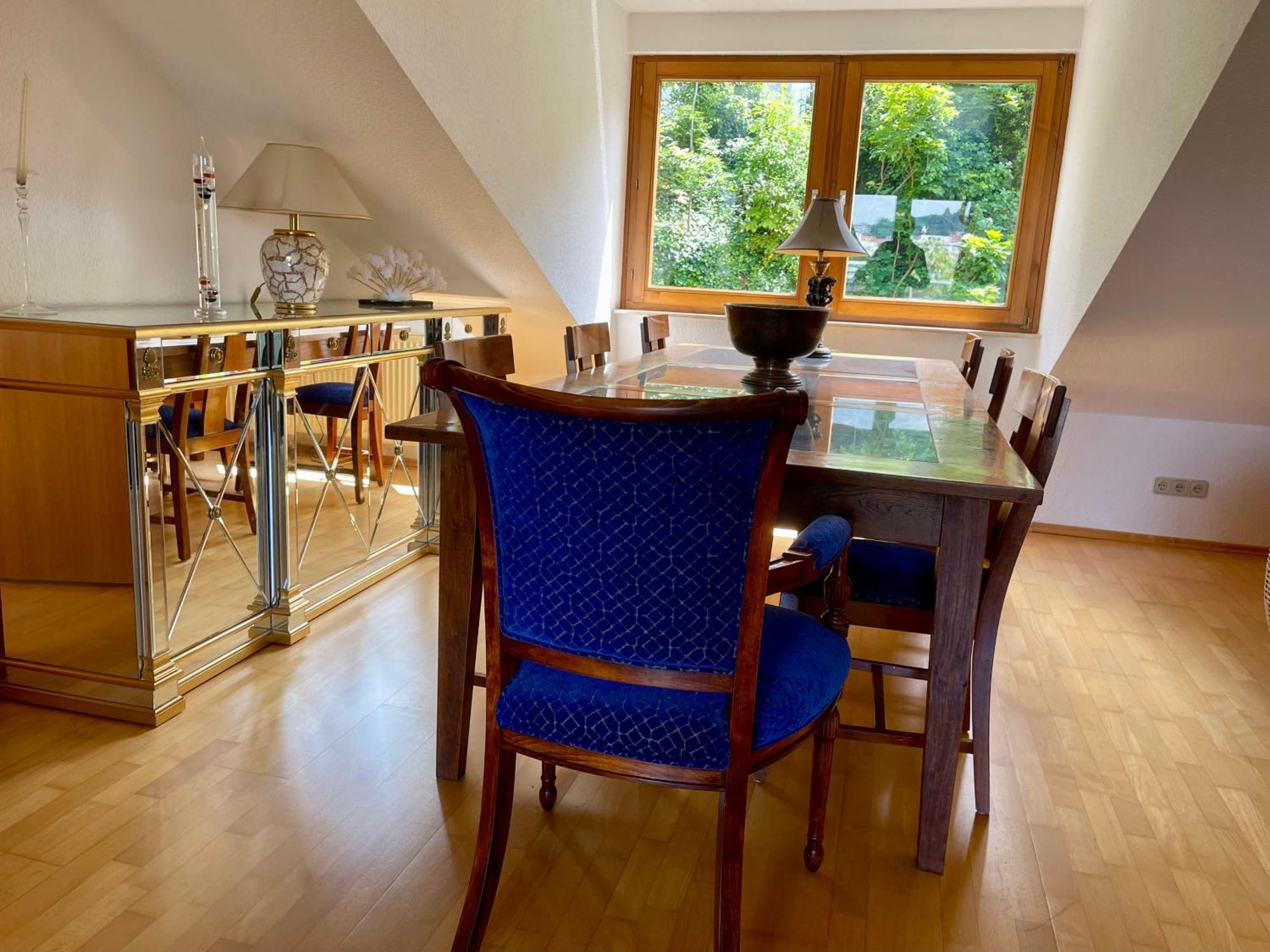 Wunderschoenes Grosses 3 Zimmer Apartament Zentrum Goldstadt Familienfreundlich Mit Garage Pforzheim Luaran gambar