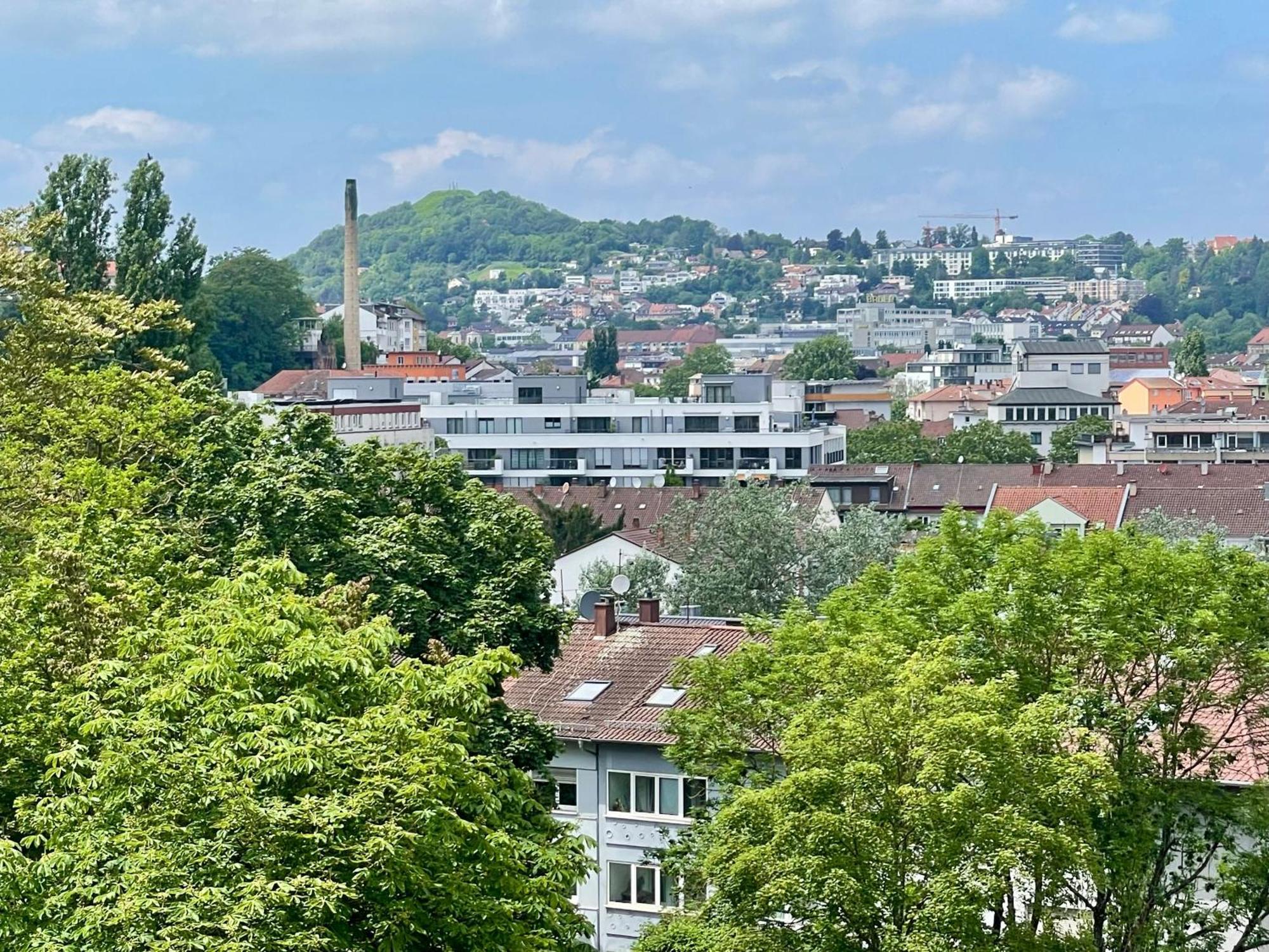 Wunderschoenes Grosses 3 Zimmer Apartament Zentrum Goldstadt Familienfreundlich Mit Garage Pforzheim Luaran gambar